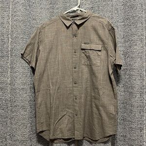 Large Columbia Short Sleeve button down